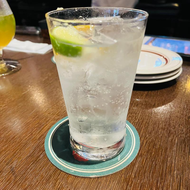 ジントニック(BRUGGE（ブルージュ）)