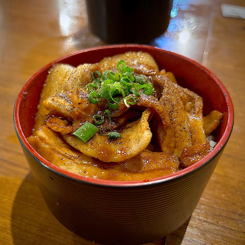 ミニしびれ豚丼(串揚げじゅらく アメ横店)