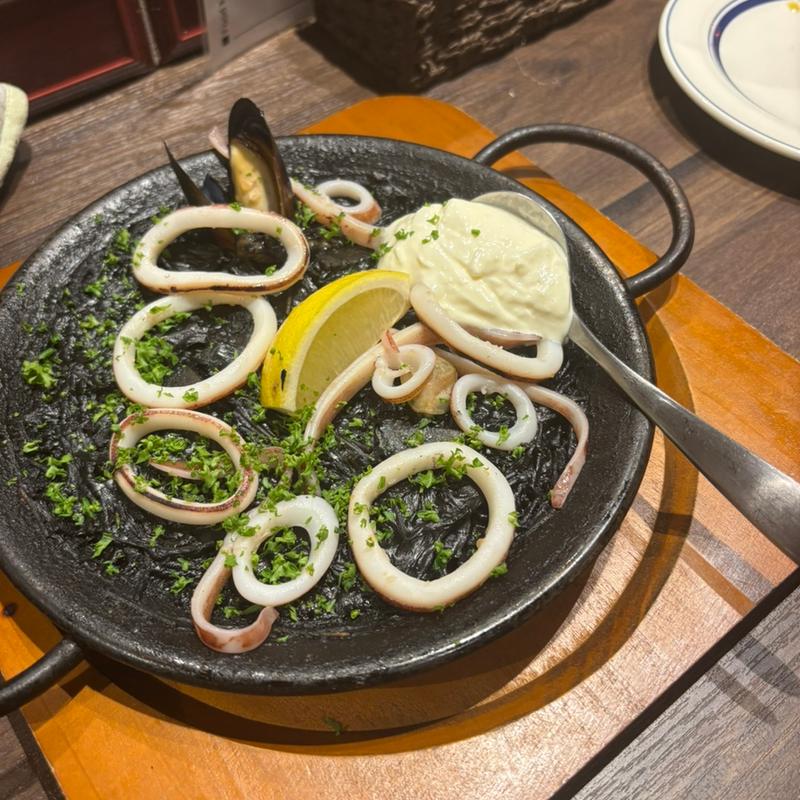 イカスミパエリア【パスタ】(肴森 (あてもり))