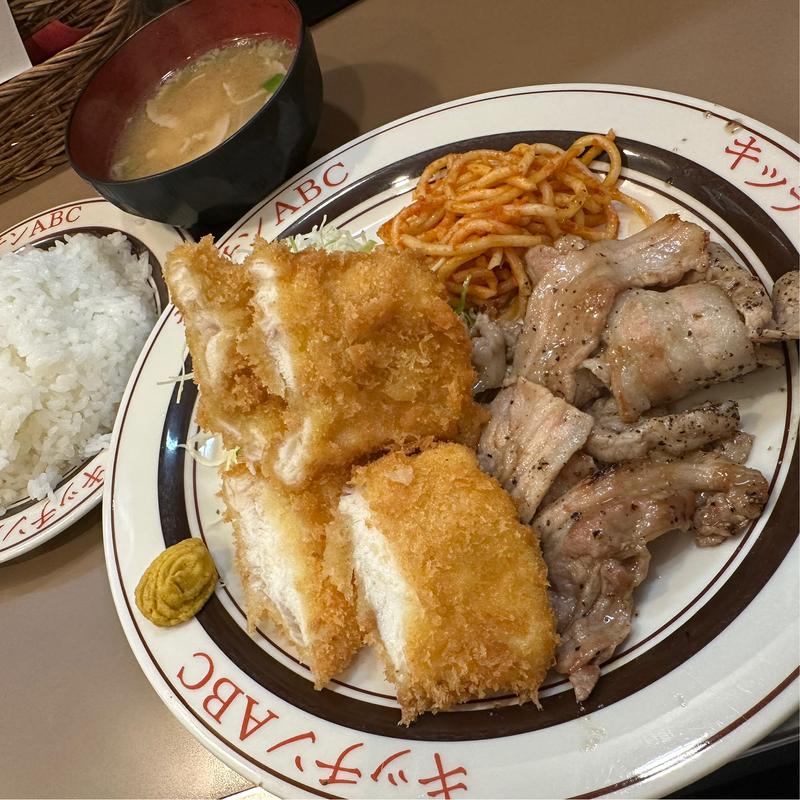 名物盛り合わせセットB+C(キッチンABC 南大塚店 （キッチンエービーシー）)