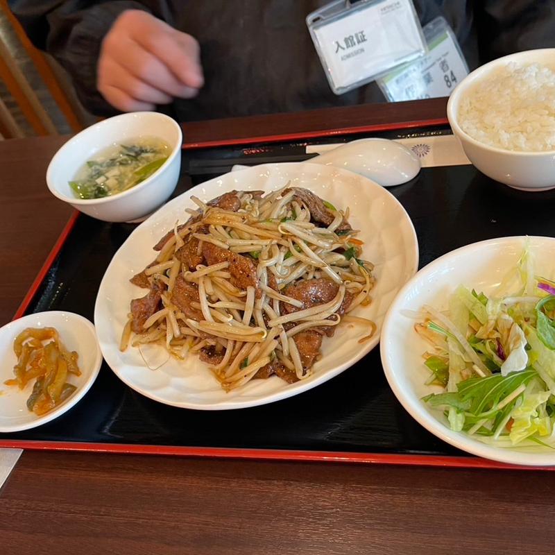 レバニラ定食(青蓮 新川崎三井ビルディング店)