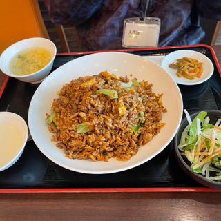 牛肉レタス炒飯　大盛(青蓮 新川崎三井ビルディング店)
