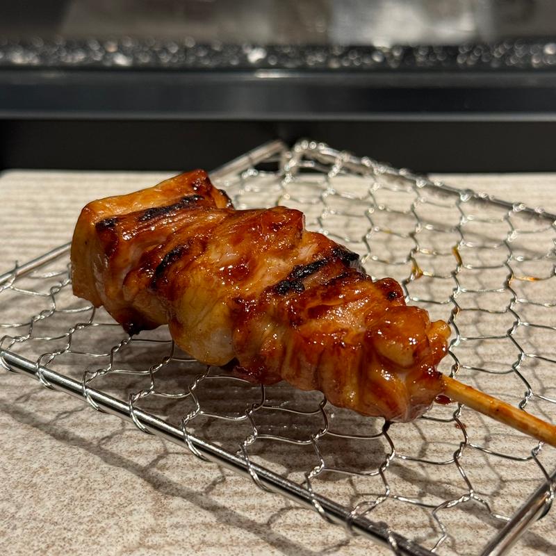 もも(炭火焼鳥 しげ 金山店)