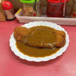 ポークカツ目玉カレー 大盛り 15辛