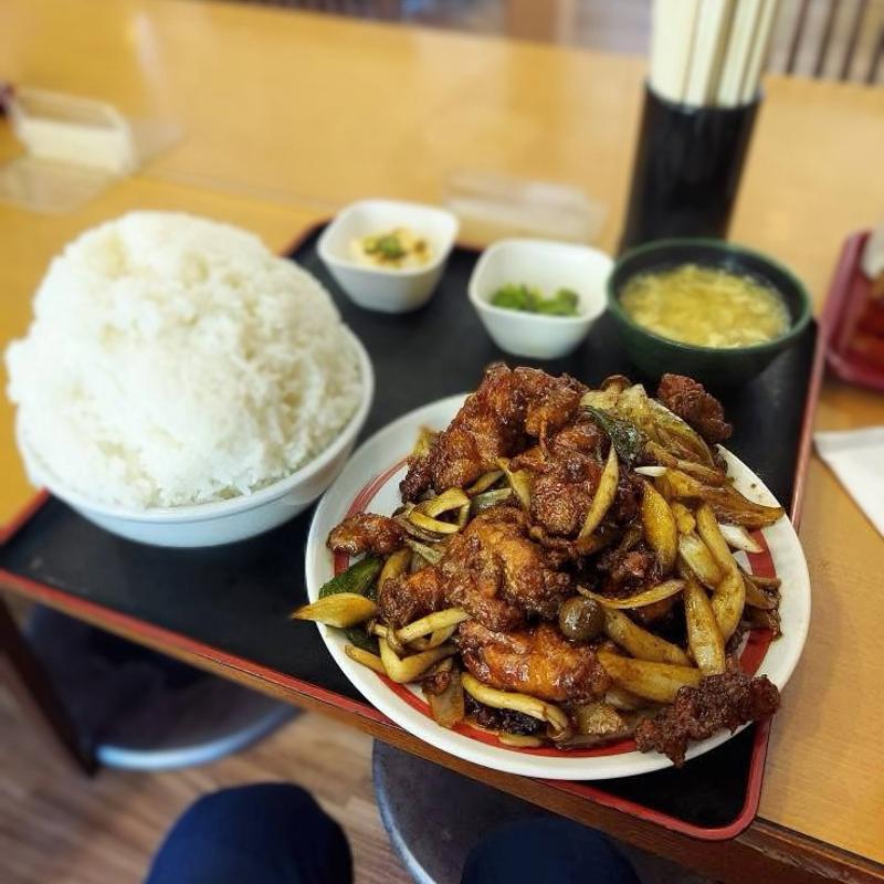 メガ山椒鶏定食(龍あん)