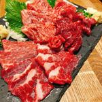 馬刺し