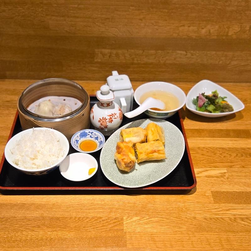 名物特製玉子皮春巻の定食(中菜香房 あかまつ)