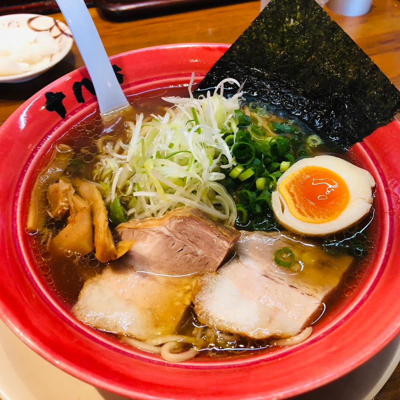 醤油ラーメン(十八番らーめん 七ツ島店)