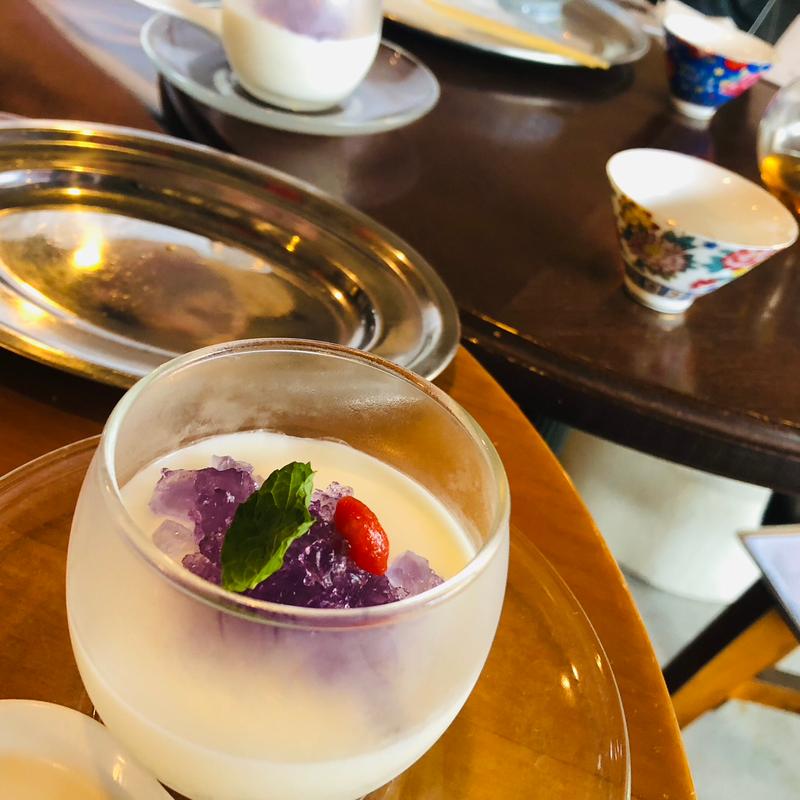 杏仁豆腐_花籠(香蔵小吃 kozo xiaochi(コーゾーシャオチー))