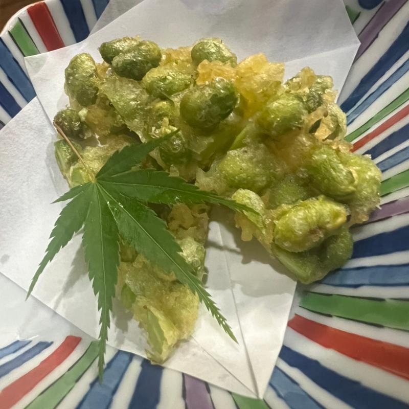 枝豆の天ぷら(よもぎ)