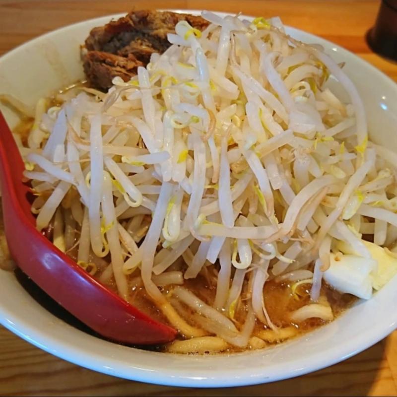 ラーメン 200g(ブタハトモダチニボシハシンユウ)