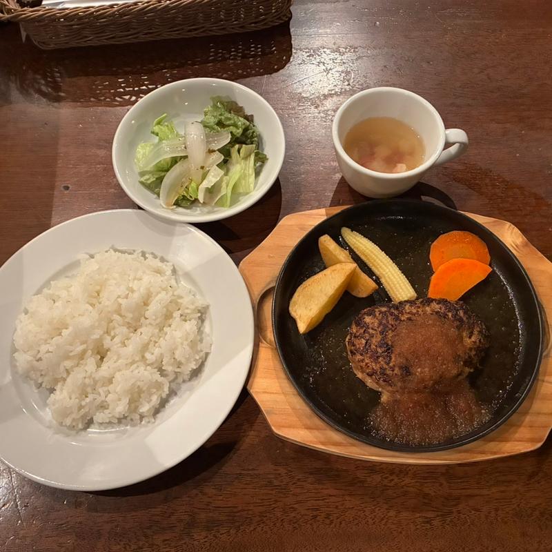 鉄板ハンバーグステーキ(東レ社員クラブ)