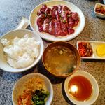 ハラミ定食