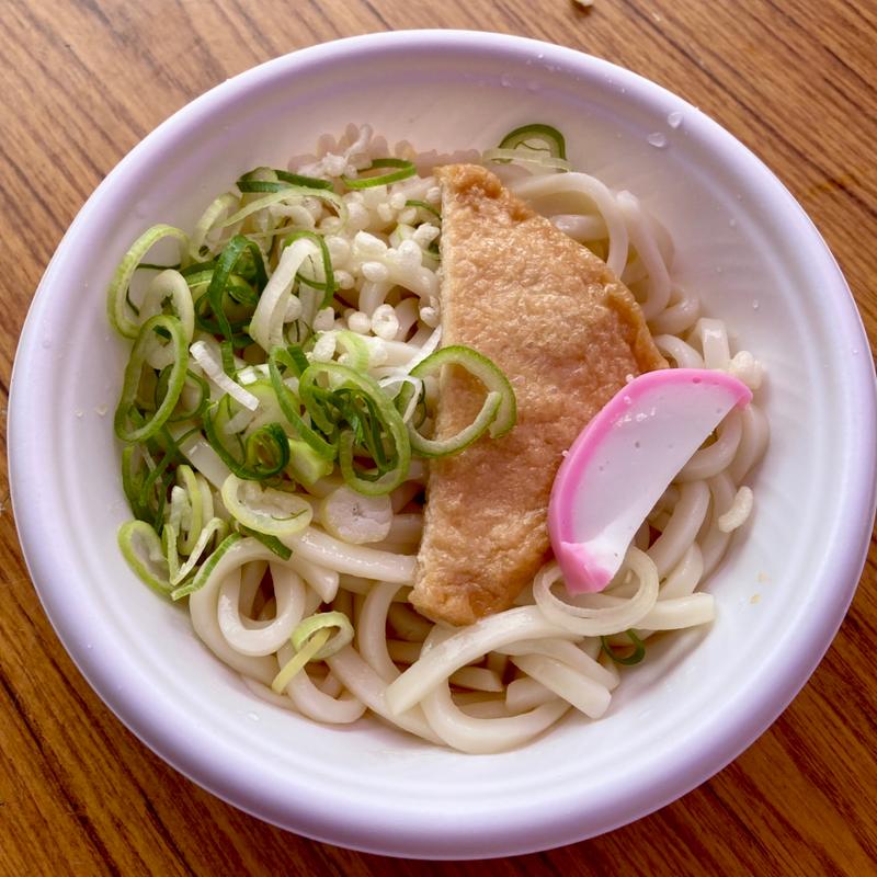 冷やしうどん(天王寺源氏堂 四天王寺参道西門店 )