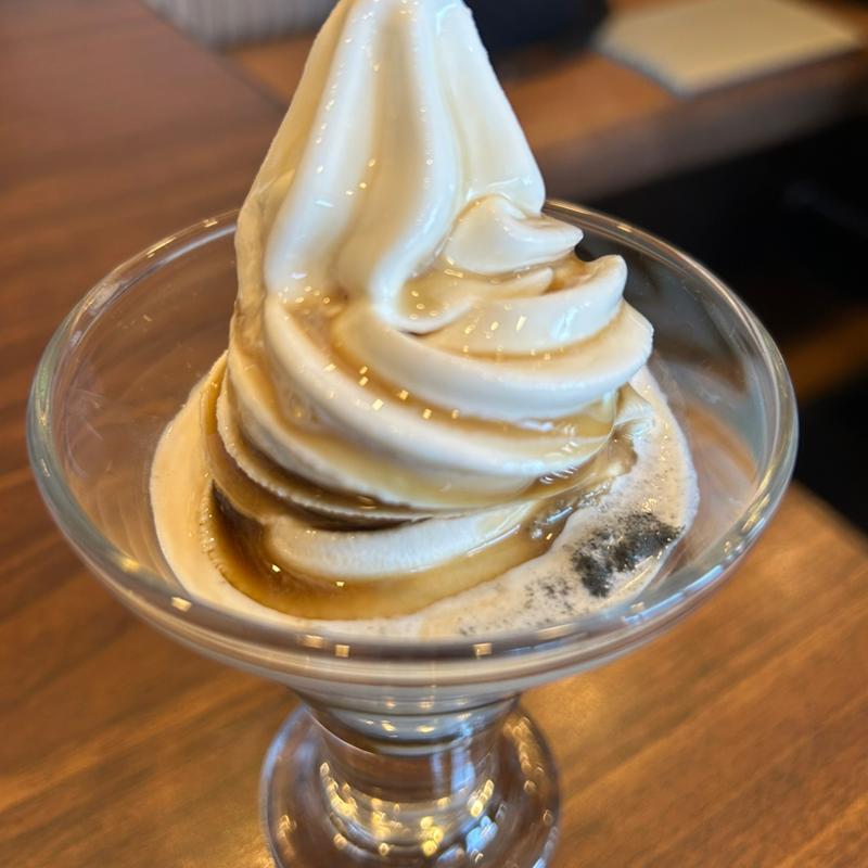 黒胡麻白玉ソフトサンデー(ジョナサン 横浜岡津店)