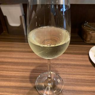 グラスワイン白(TRENTEオリジナルラベル)(食い処BAR TRENTE (トラント))