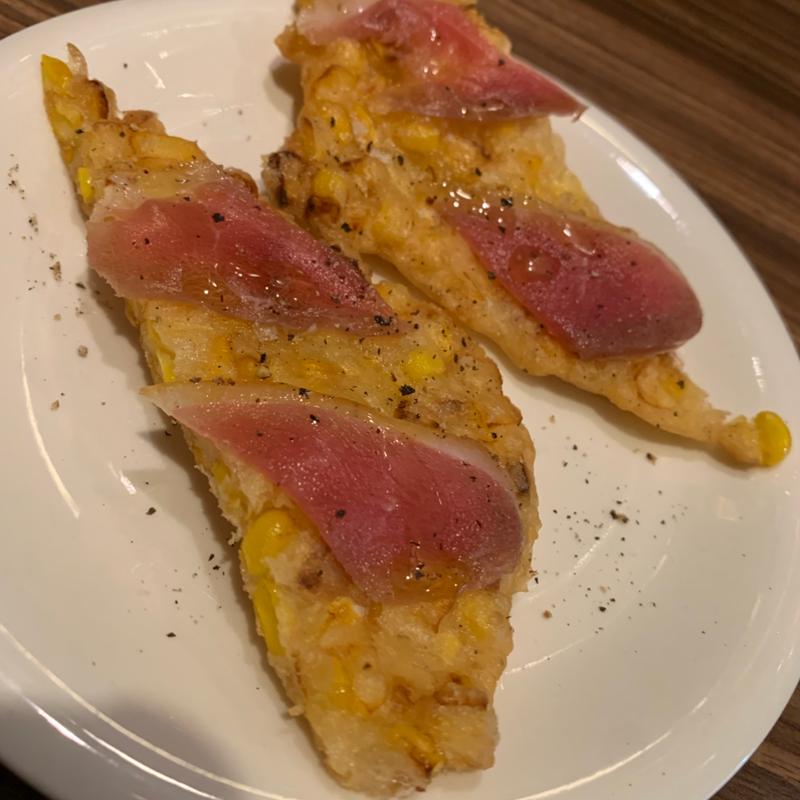 とうもろこしのフライと自家製の鴨の生ハム(ハーフ)(食い処BAR TRENTE (トラント))