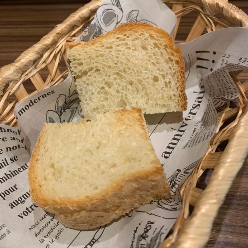 パン(食い処BAR TRENTE (トラント))