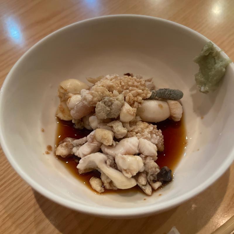 お通し　イカの内臓(小料理 ほりの)