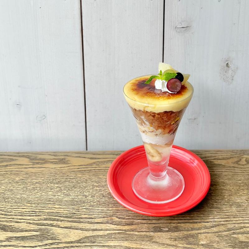 クリームブリュレパフェ(Prugna+Cafe／プルンニャカフェ)
