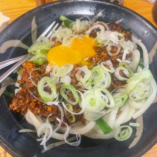 麻婆うどん(武州うどんあかね&みどりダイニング)