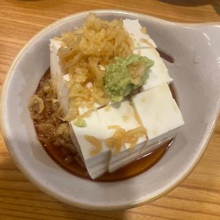 お通し　豆腐(武州うどんあかね&みどりダイニング)