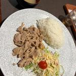 豚しょうが焼き