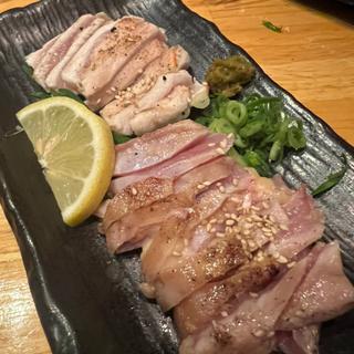 鹿児島地鶏たたき盛り合わせ(やきとりやさんあっ鶏)
