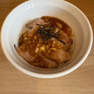 チャーシュー丼（ハーフ）(煮干そば とみ田)