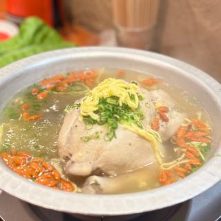 蔘鷄湯