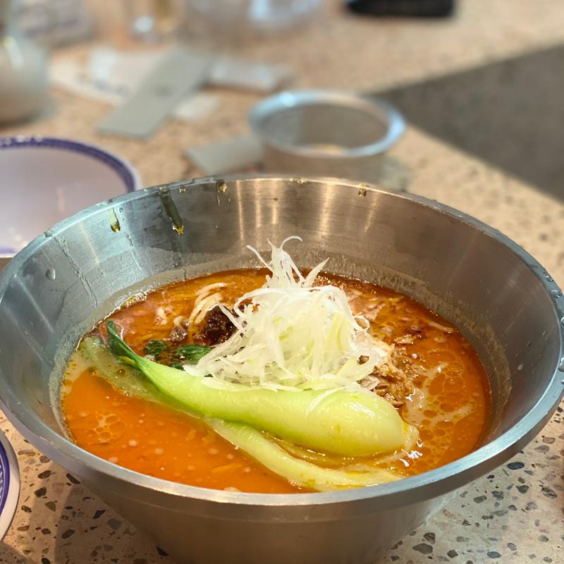 担々麺(台湾酒場イェスタデイ)