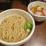 ドロブタ豚骨まぜそば スタベジ
