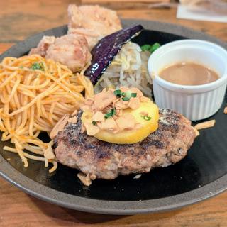 ガーリックハンバーグ(山本のハンバーグ 阿佐ヶ谷食堂)