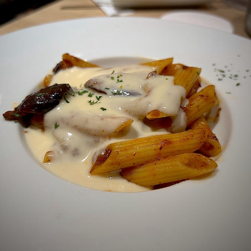 フォンデュチーズのミートソースペンネ(全席個室ウメ子の家 仙台駅前店)