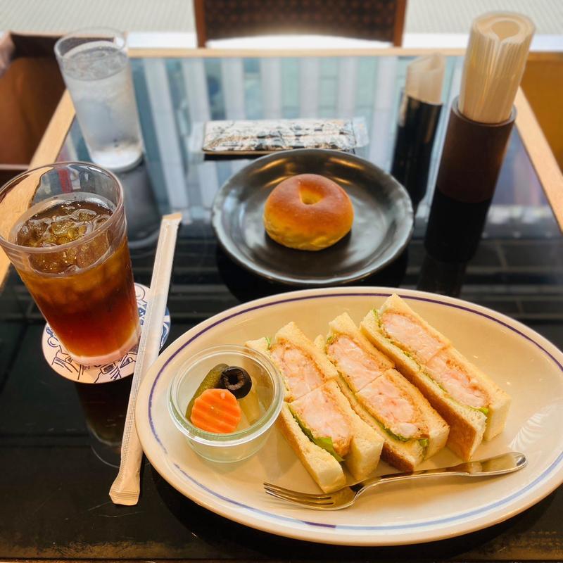 海老カツサンド あんぱん(銀座木村家)