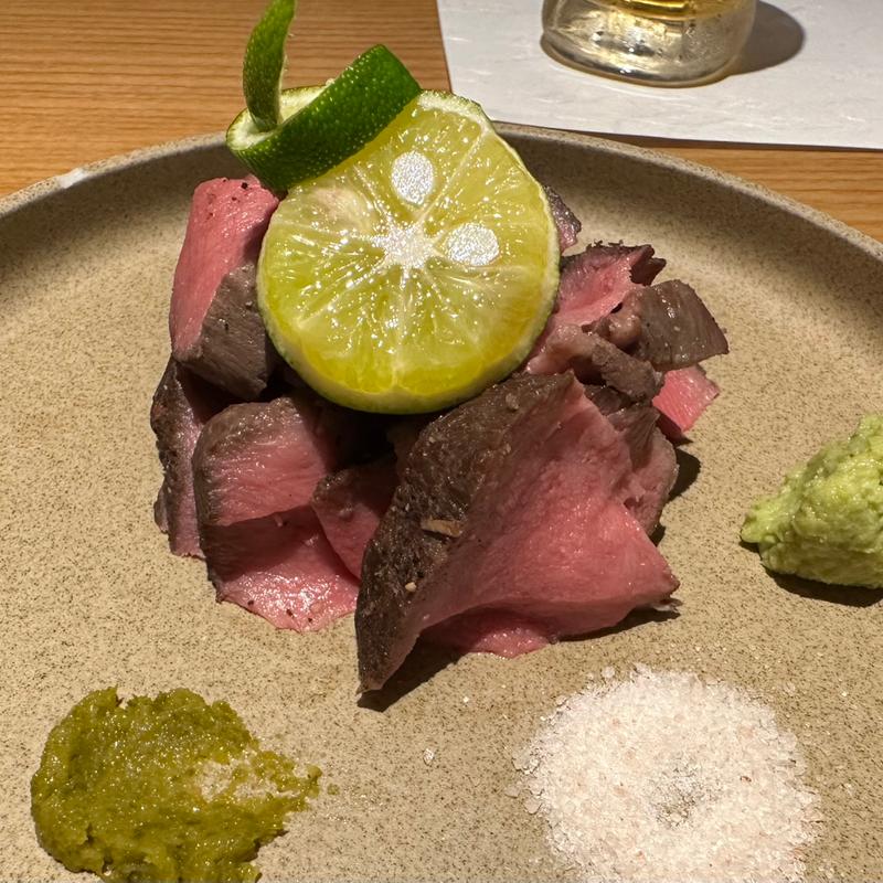 低音加熱で仕上げた牛タン(根室ベース)