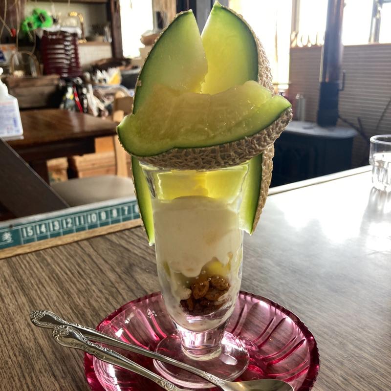 クラウンメロンパフェ(メロンカフェ)