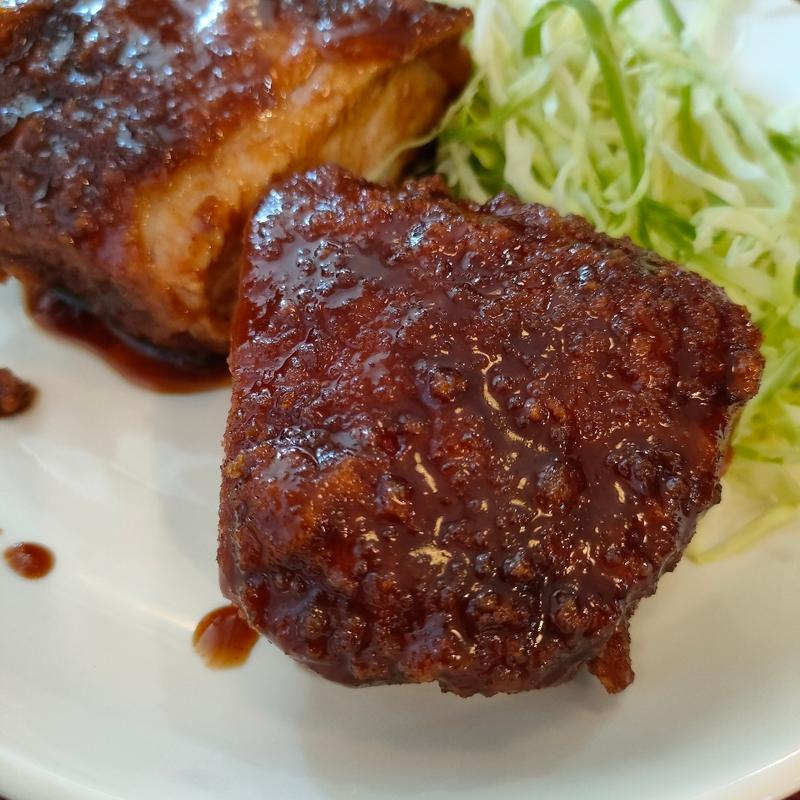 とんかつ定食(恵比須屋食堂)