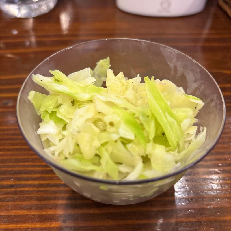キャベツサラダ(カリカル 新橋本店)