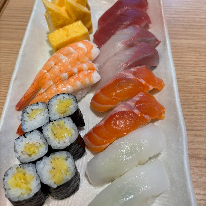 (桃太郎すし 本店 （ももたろうすし）)