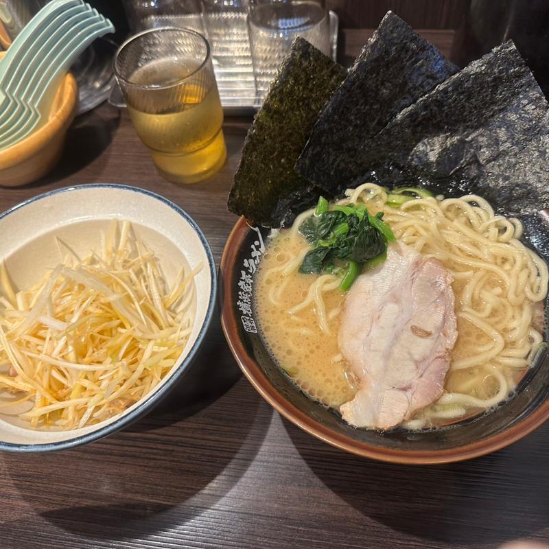 ネギラーメン　醤油(横浜家系ラーメン 大黒家 甲府駅前店)