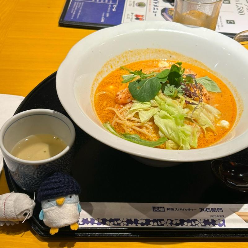 帆立と海老とモッツァレラのトマトクリームスープ(洋麺屋 五右衛門 池袋東口店)