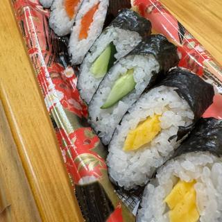 巻き寿司(スーパーセンタートライアル三股店)