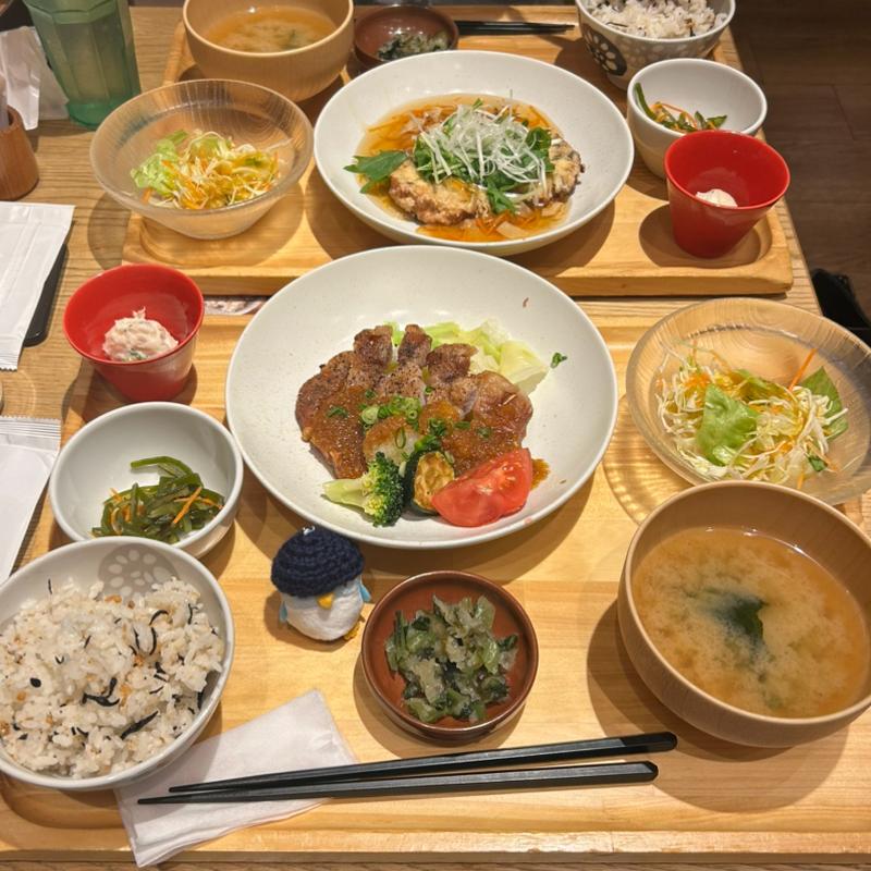 麦富士豚のすりおろし野菜ソース(おぼんdeごはん ららぽーと豊洲3店)