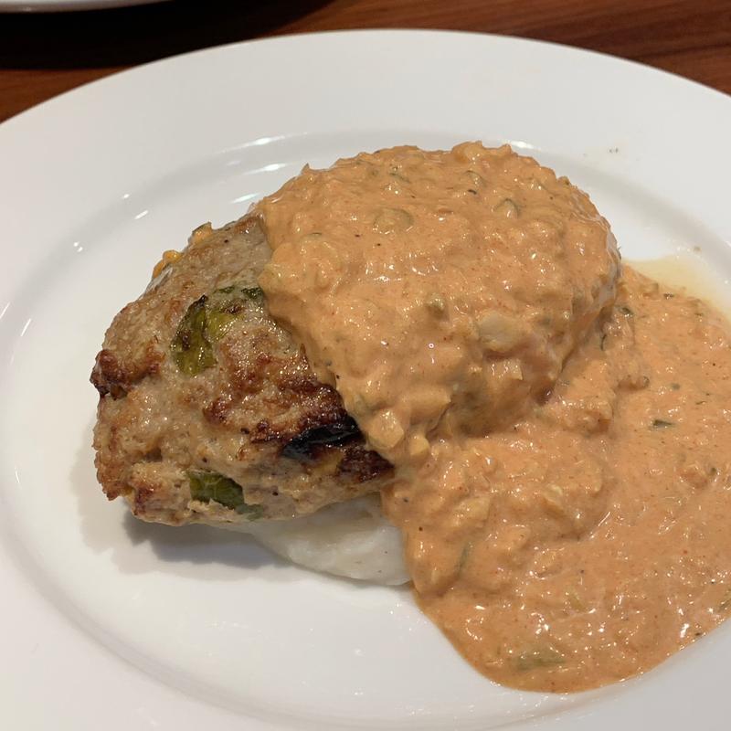 石川亭のキャベツ入りハンバーグ ビックマック風デリカッティソース(Bistro Ishikawatei そごう横浜店)