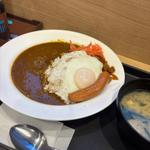 ソーセージエッグ創業ビーフカレー　並