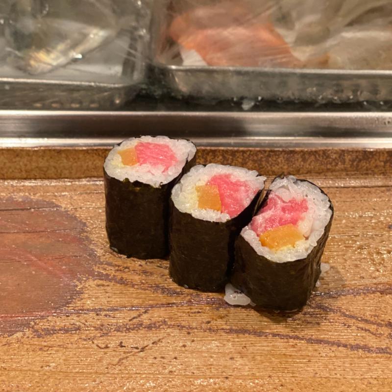 トロたく(ヨロシク寿司 稲城店)