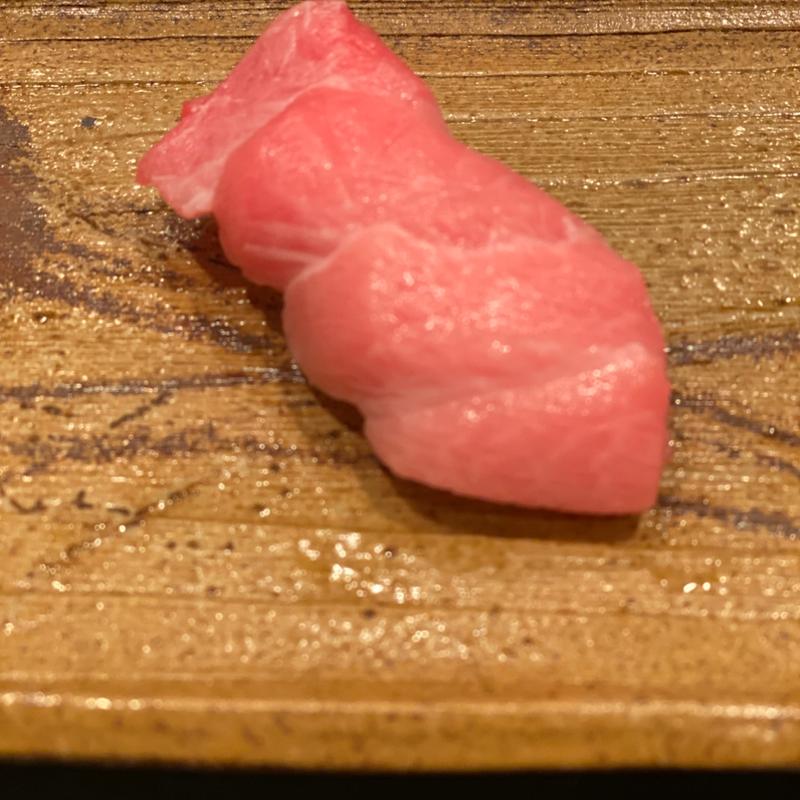 生インドマグロ(ヨロシク寿司 稲城店)