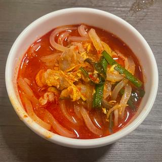 ユッケジャンうどん(焼肉スタミナ苑 月島店（YAKINIKU SUTAMINAEN TSUKISHIMA）)