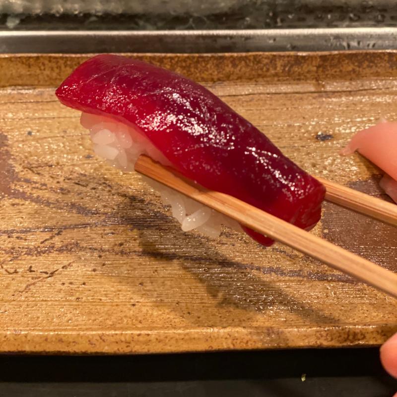 マグロ漬け(ヨロシク寿司 稲城店)